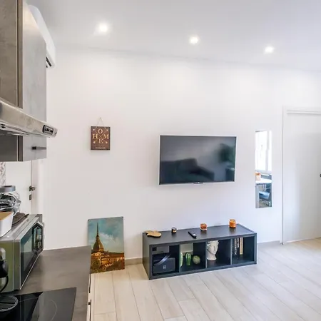 Accogliente A Due Passi Dal Centro 토리노